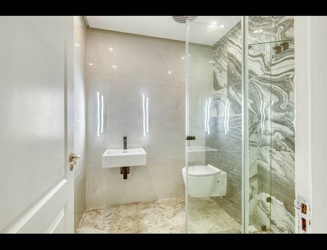 3 BEDROOM SIMPLEX FOR SALE IN LA LUCIA